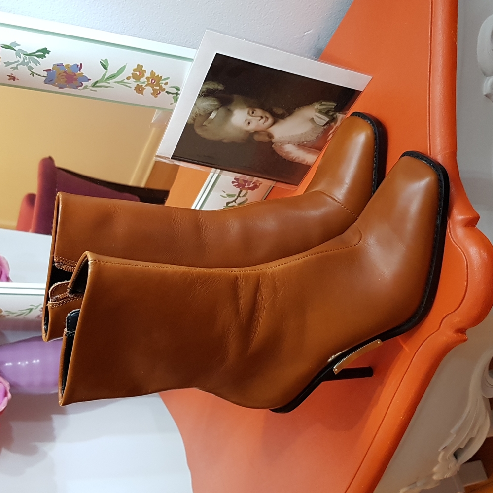 New Zara Cognac Leather Boots